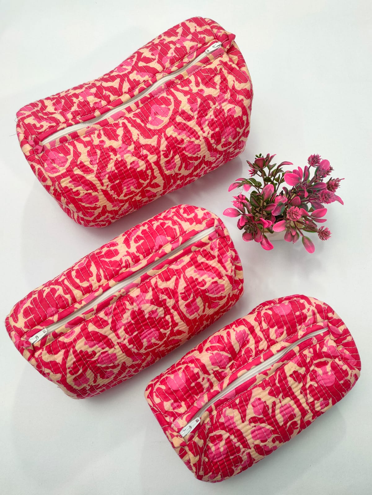 Set of 3 Pouches With A Waterproof Lining, Perfect For Cosmetics