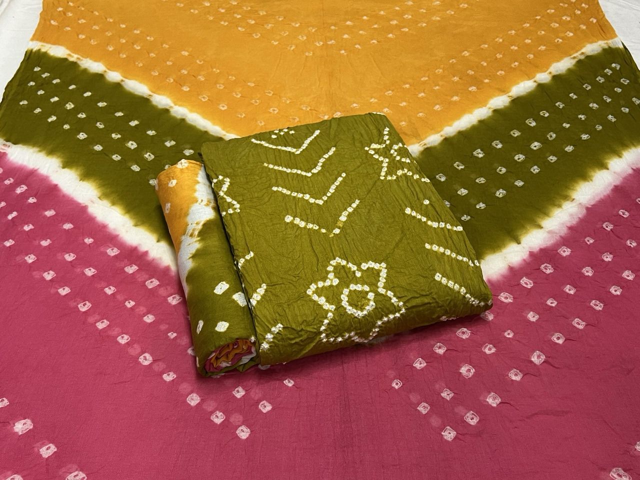 Best quality Bandhani Cotton Suit Set with Cotton Dupatta