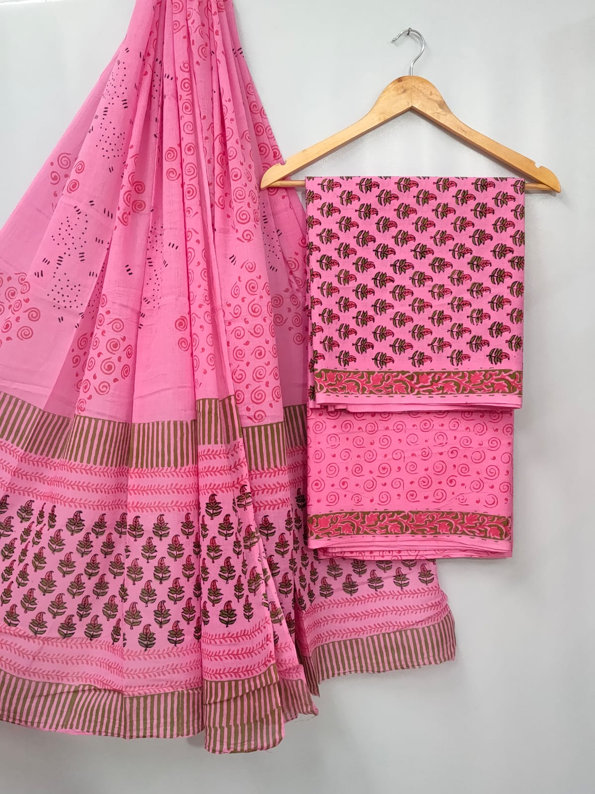 Hand Block Cotton Salwar Suit Set with Cotton Dupatta  - TSPSMTP2